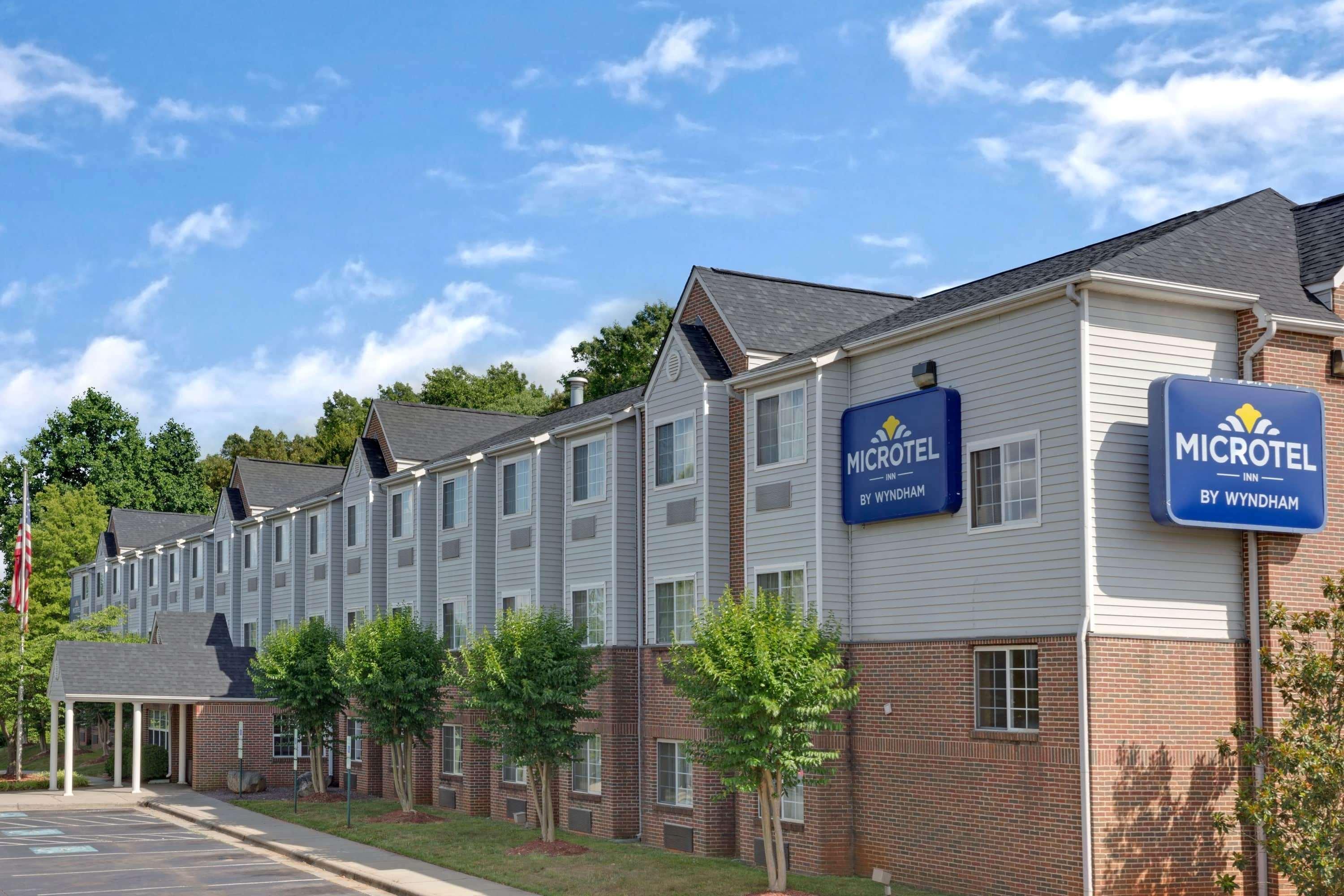 Microtel Inn By Wyndham University Place Charlotte Exterior photo